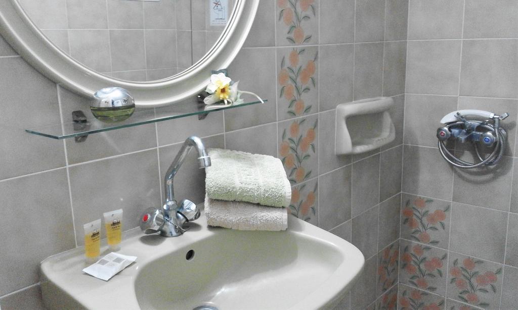 Ostria Eressos Rooms Skála Eresoú Zewnętrze zdjęcie